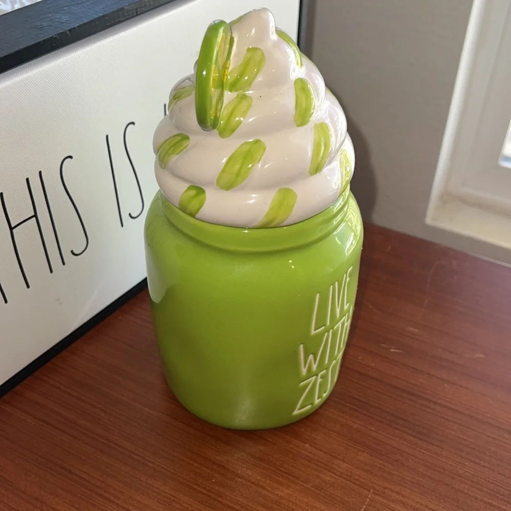 RAE DUNN LIVE WITH ZEST Canister with topper.